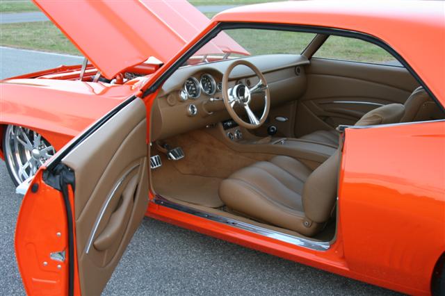 muscle_car_interior_door