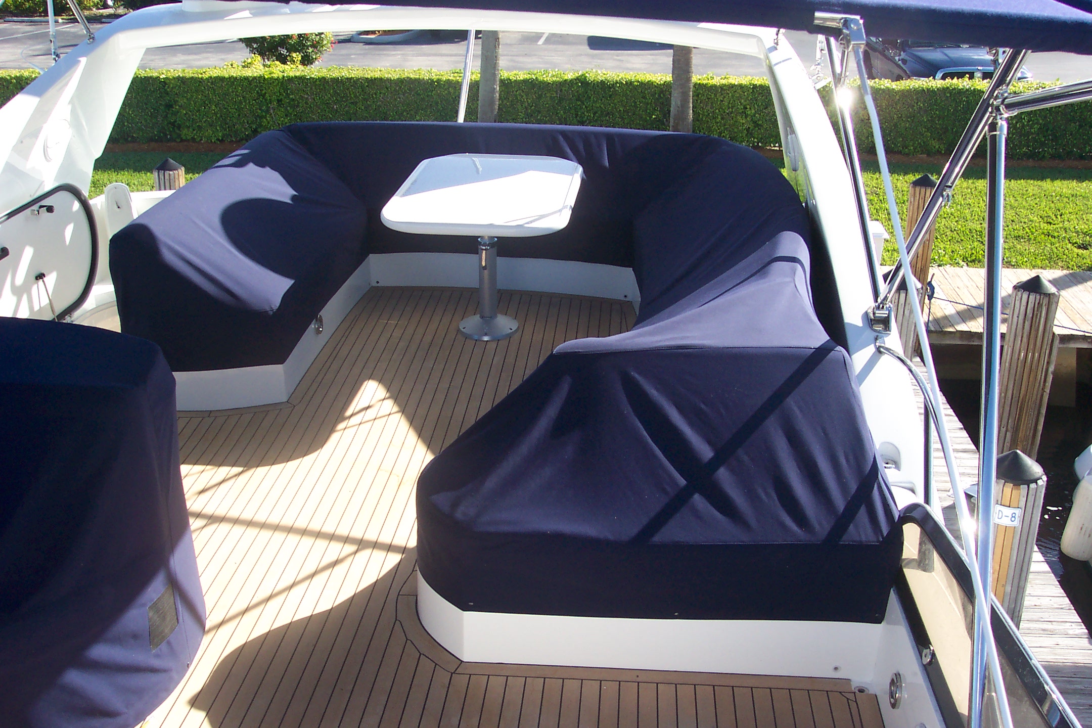 yacht-furniture-canvas-covers